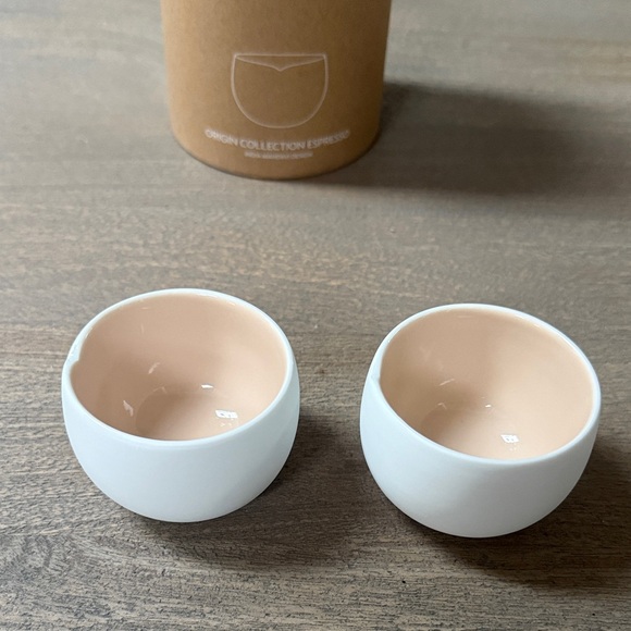 Nespresso Origin Collection - set of 2 white/tan Espresso Cups - Picture 3 of 5